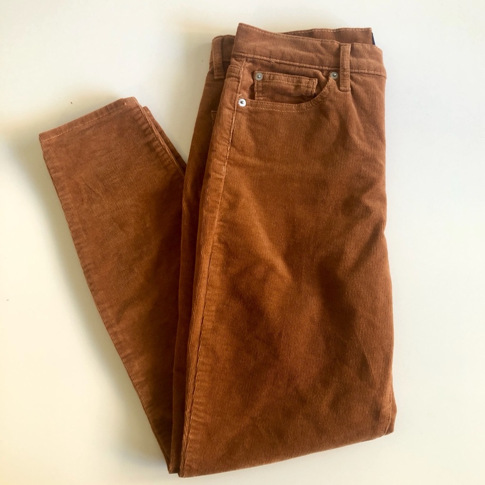 Corduroy Gap Denim Camel Leggings ✨NWOT✨ Ladies Size 8/29 Petite